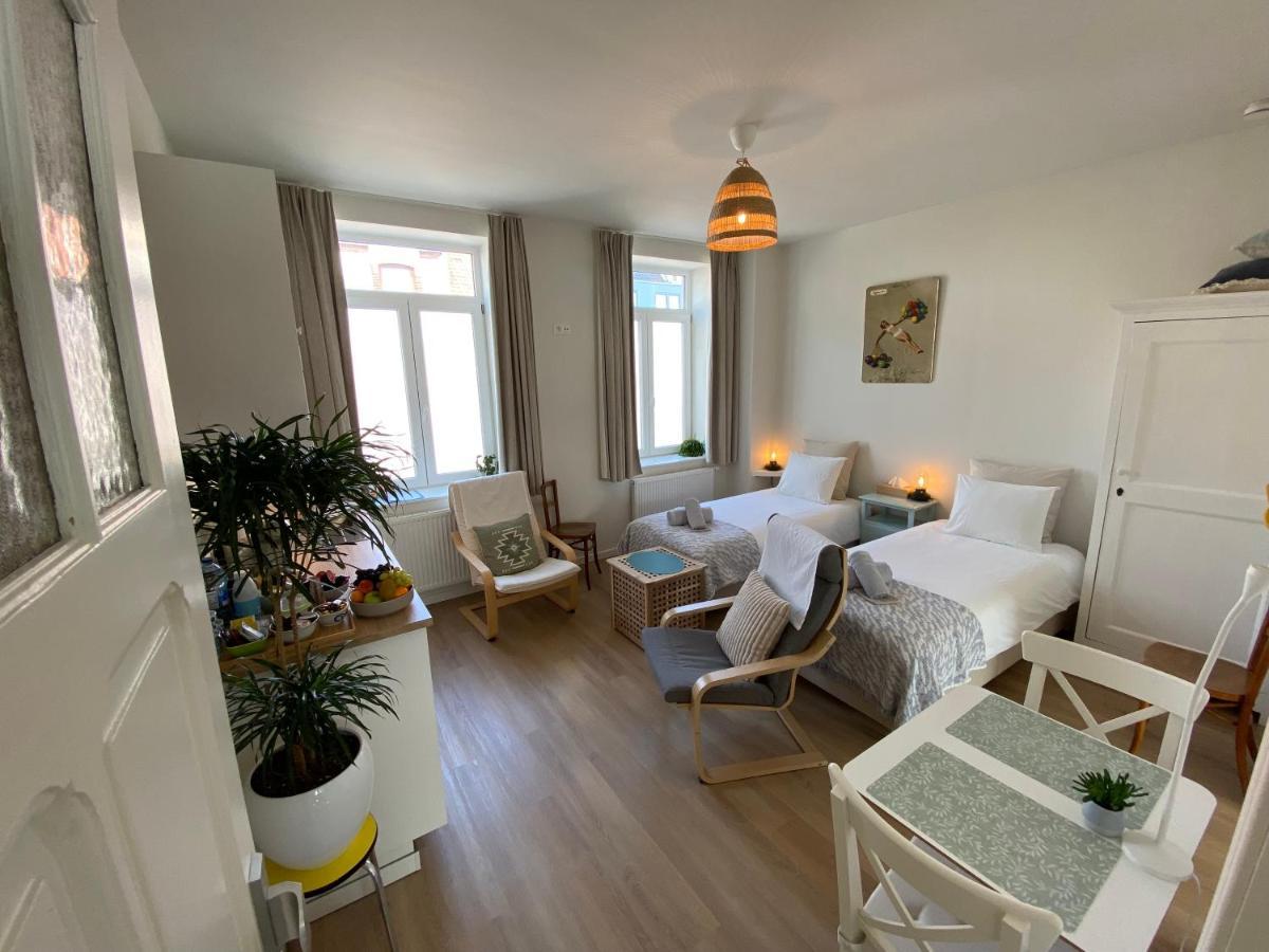 Logies-M Comfort Studios Inc Bikes B&B Oostende Exteriör bild