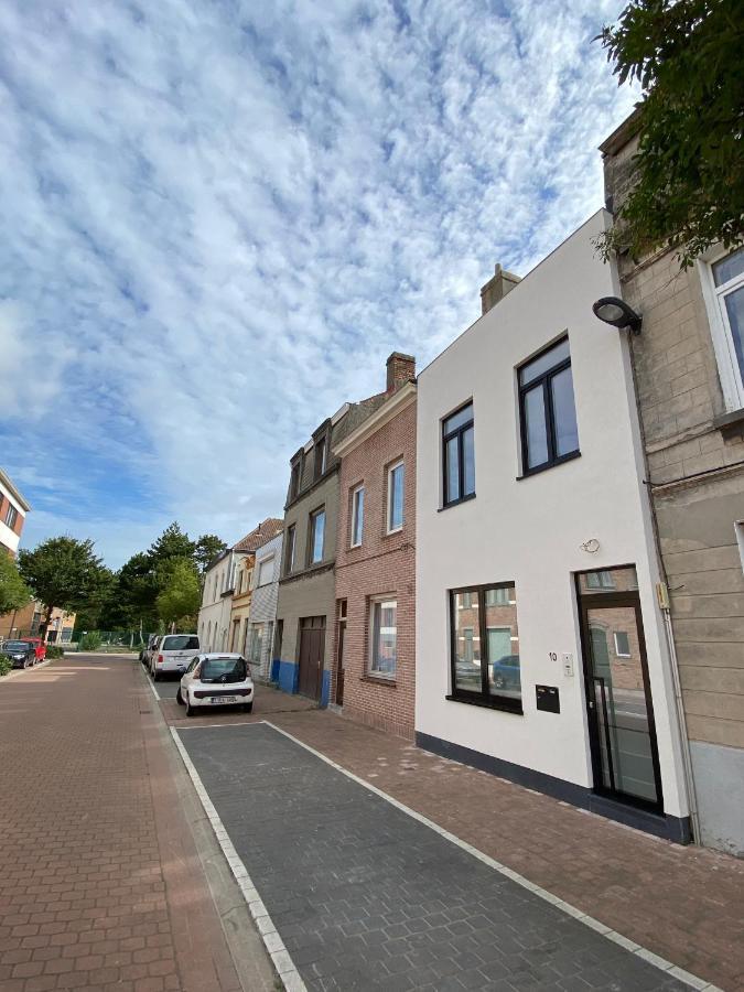 Logies-M Comfort Studios Inc Bikes B&B Oostende Exteriör bild