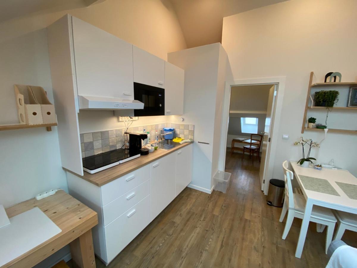 Logies-M Comfort Studios Inc Bikes B&B Oostende Exteriör bild