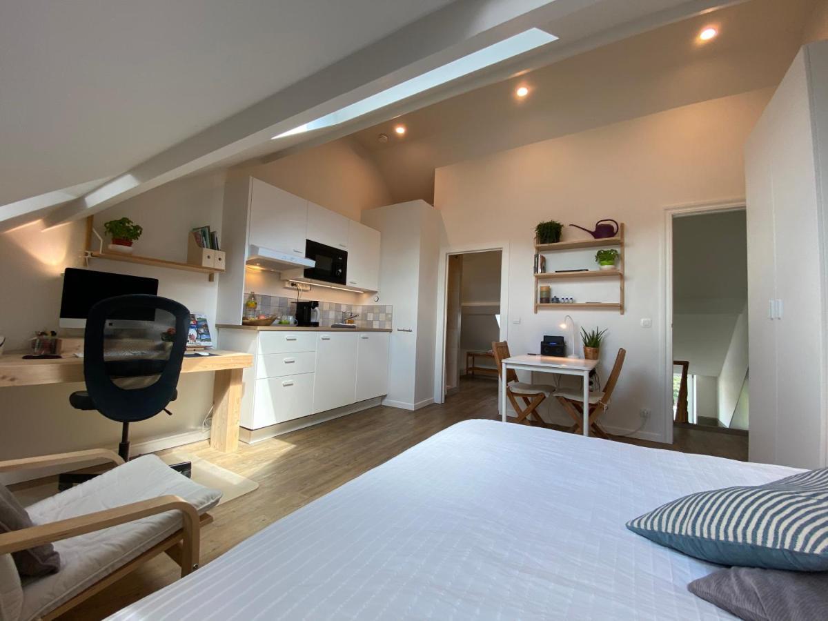 Logies-M Comfort Studios Inc Bikes B&B Oostende Exteriör bild